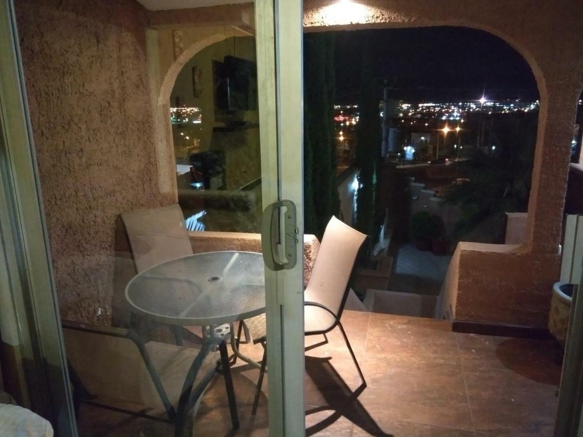 Hermoso Depto por UACH II Con Terraza y linda vista Chihuahua Exterior foto